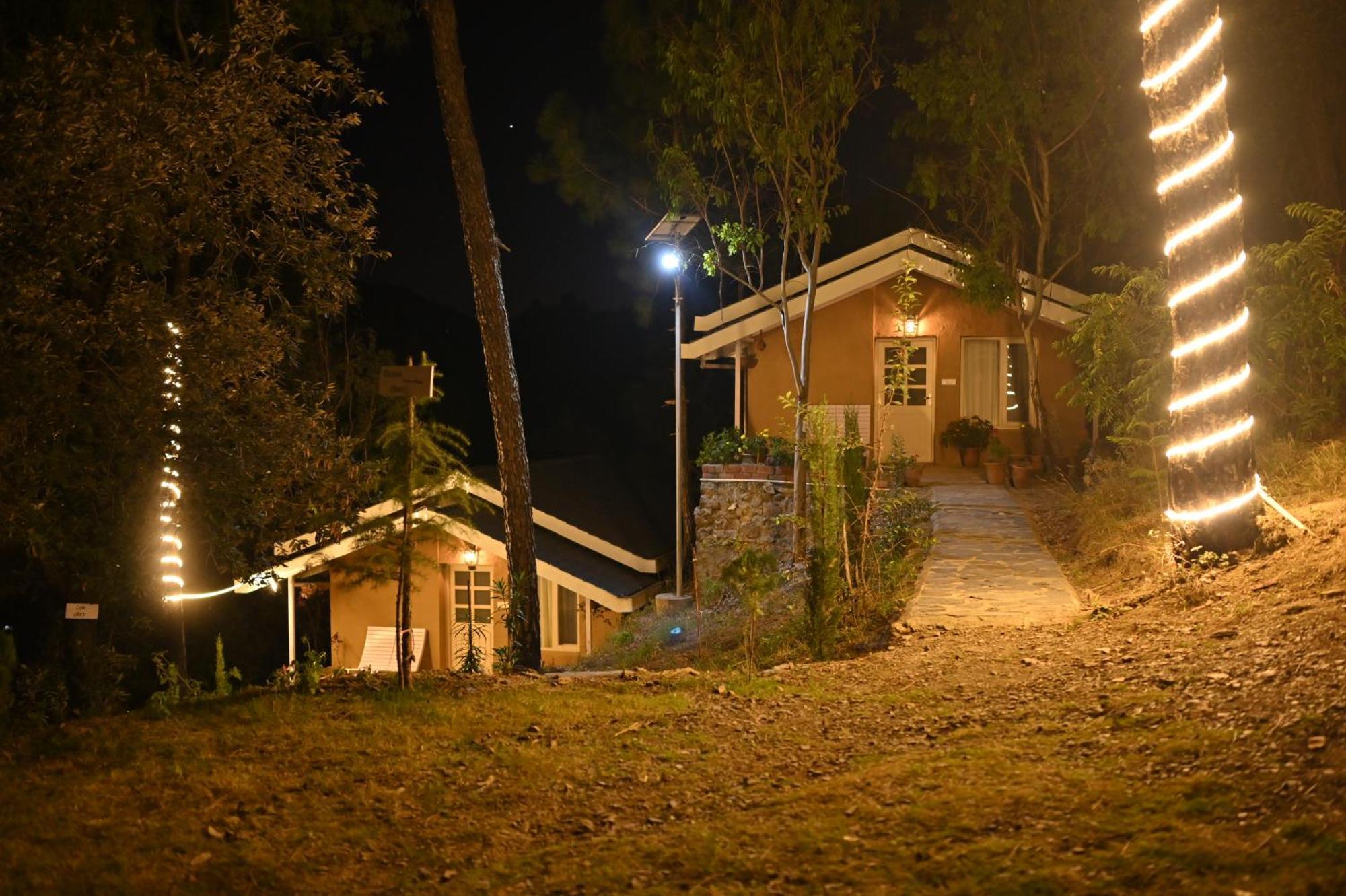 Rainbow Resorts Solan Extérieur photo