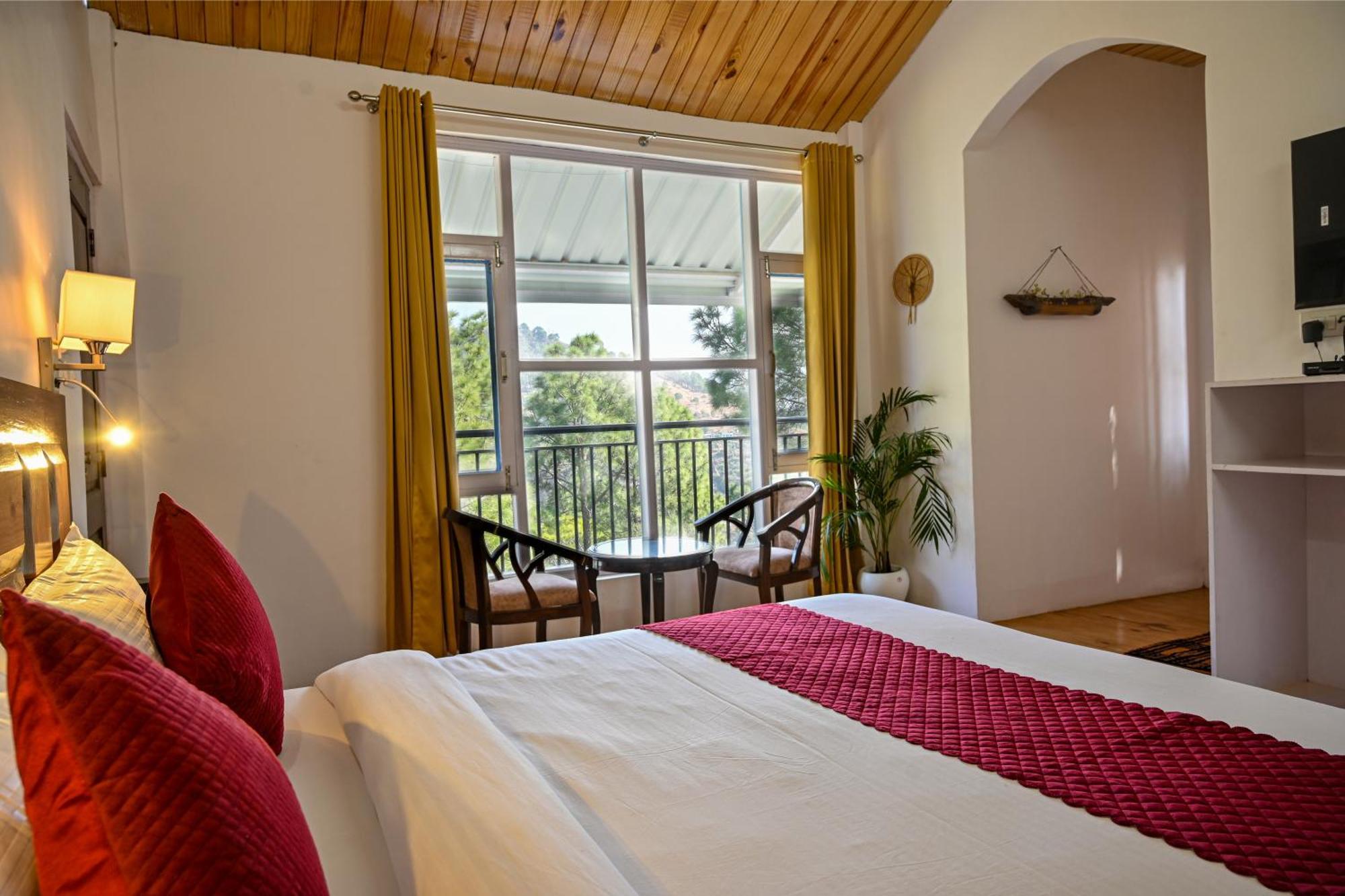 Rainbow Resorts Solan Extérieur photo