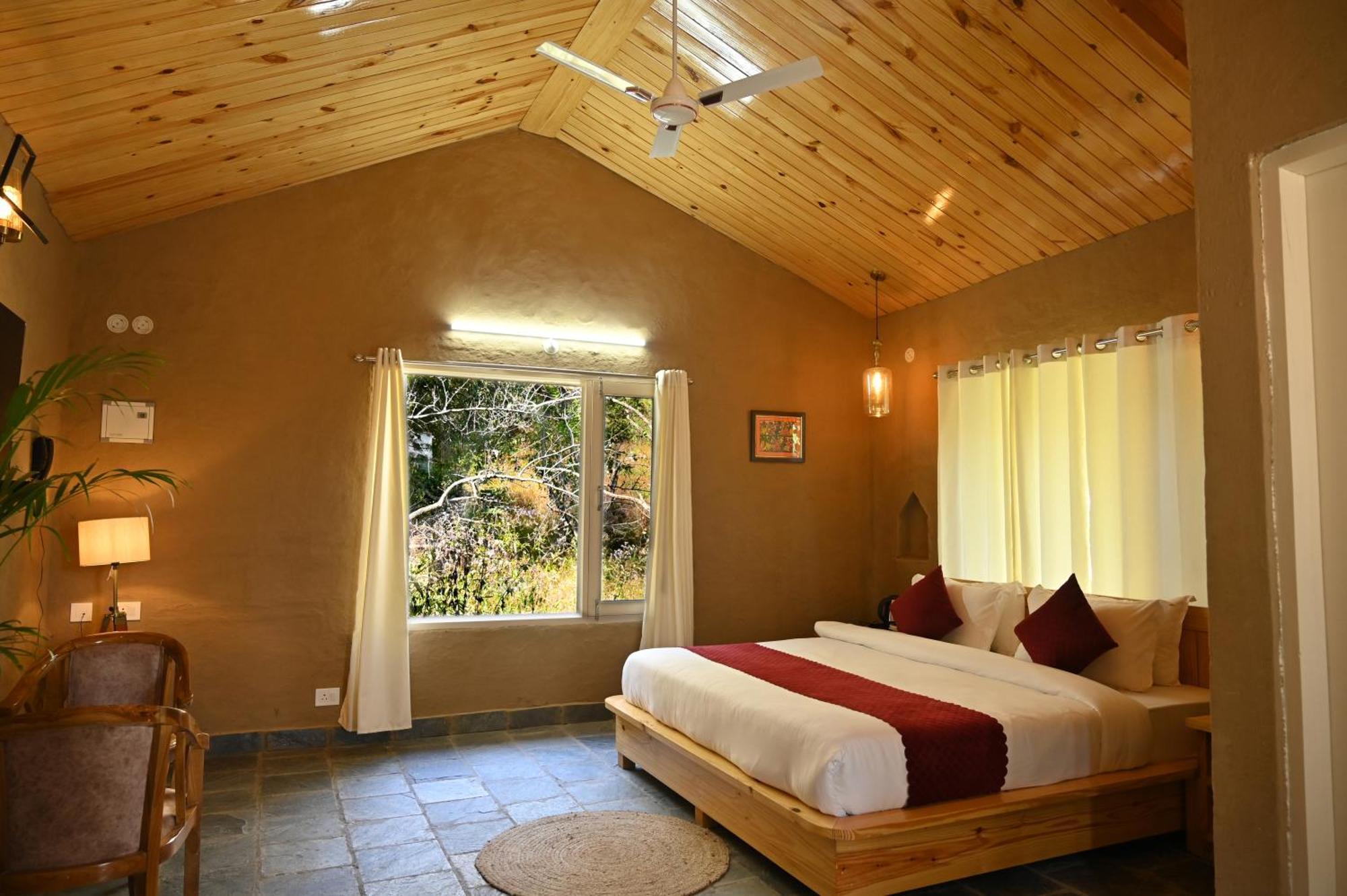 Rainbow Resorts Solan Extérieur photo