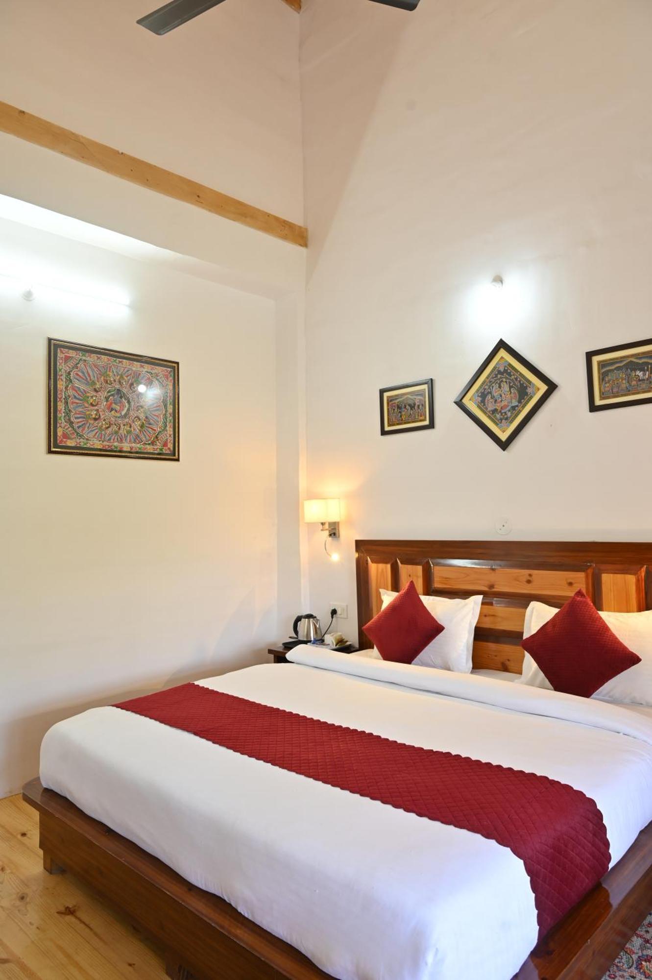 Rainbow Resorts Solan Extérieur photo
